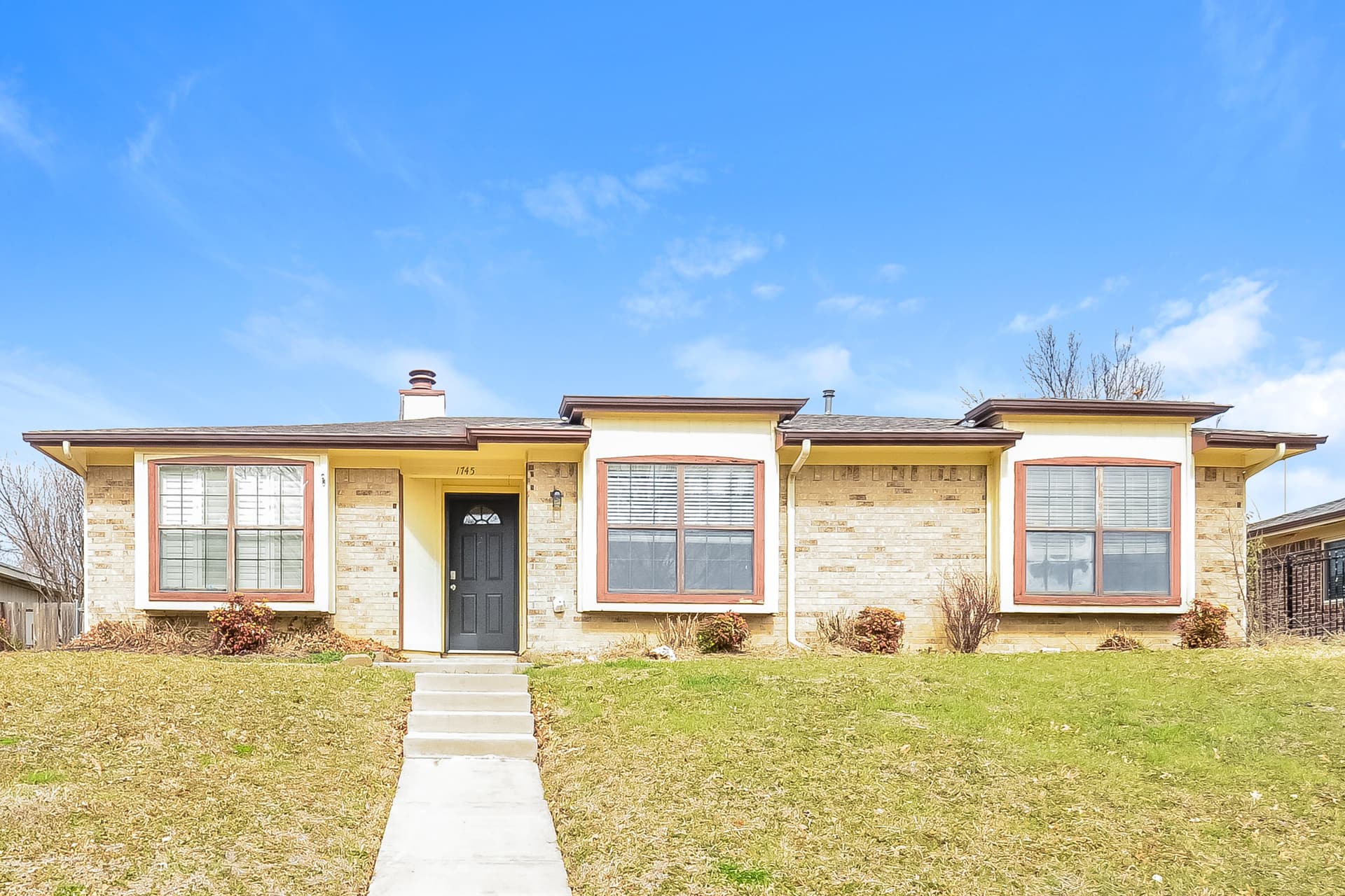 1745 Sterling Lane