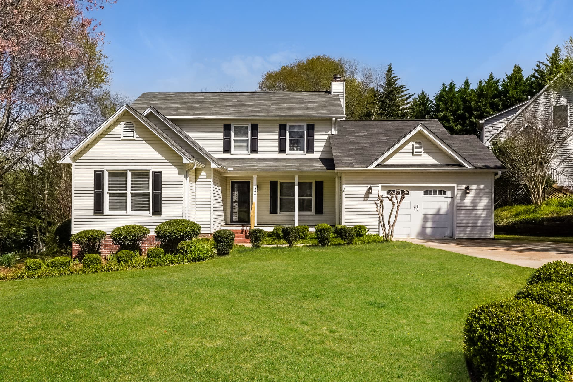 206 Luke Court