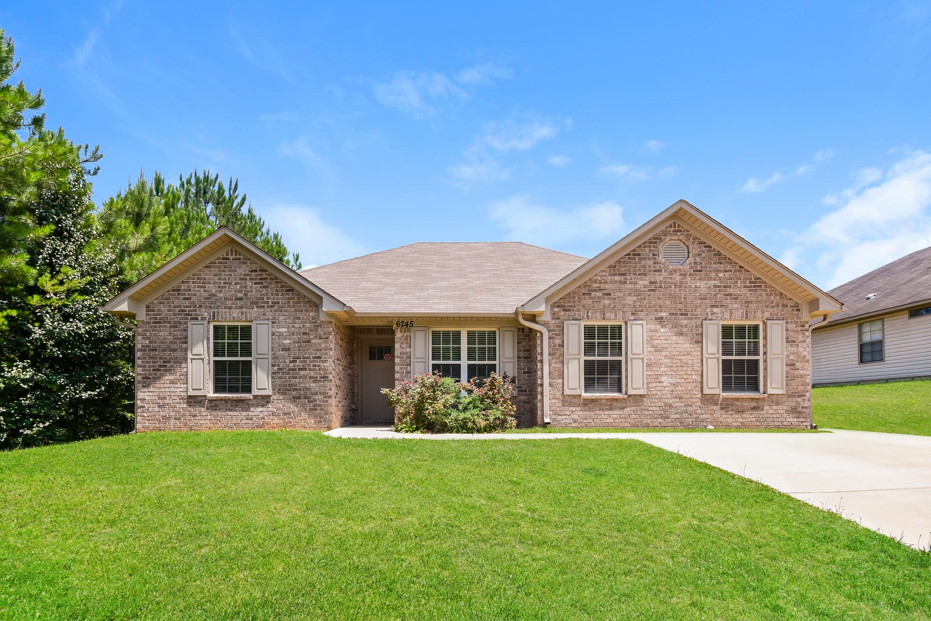 6245 Anne Dr