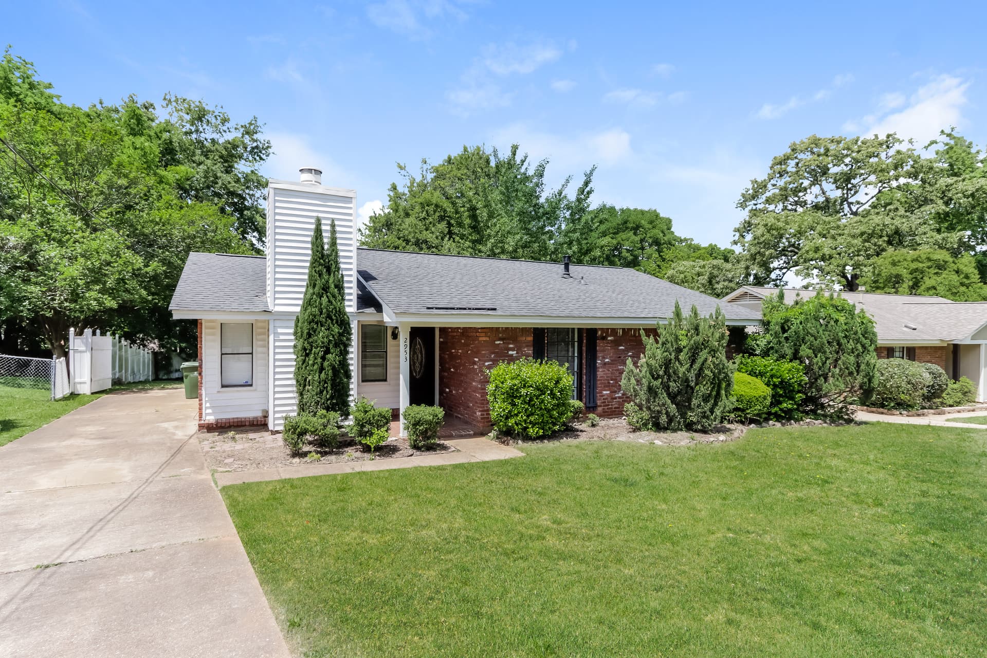 2953 Woodforest Lane