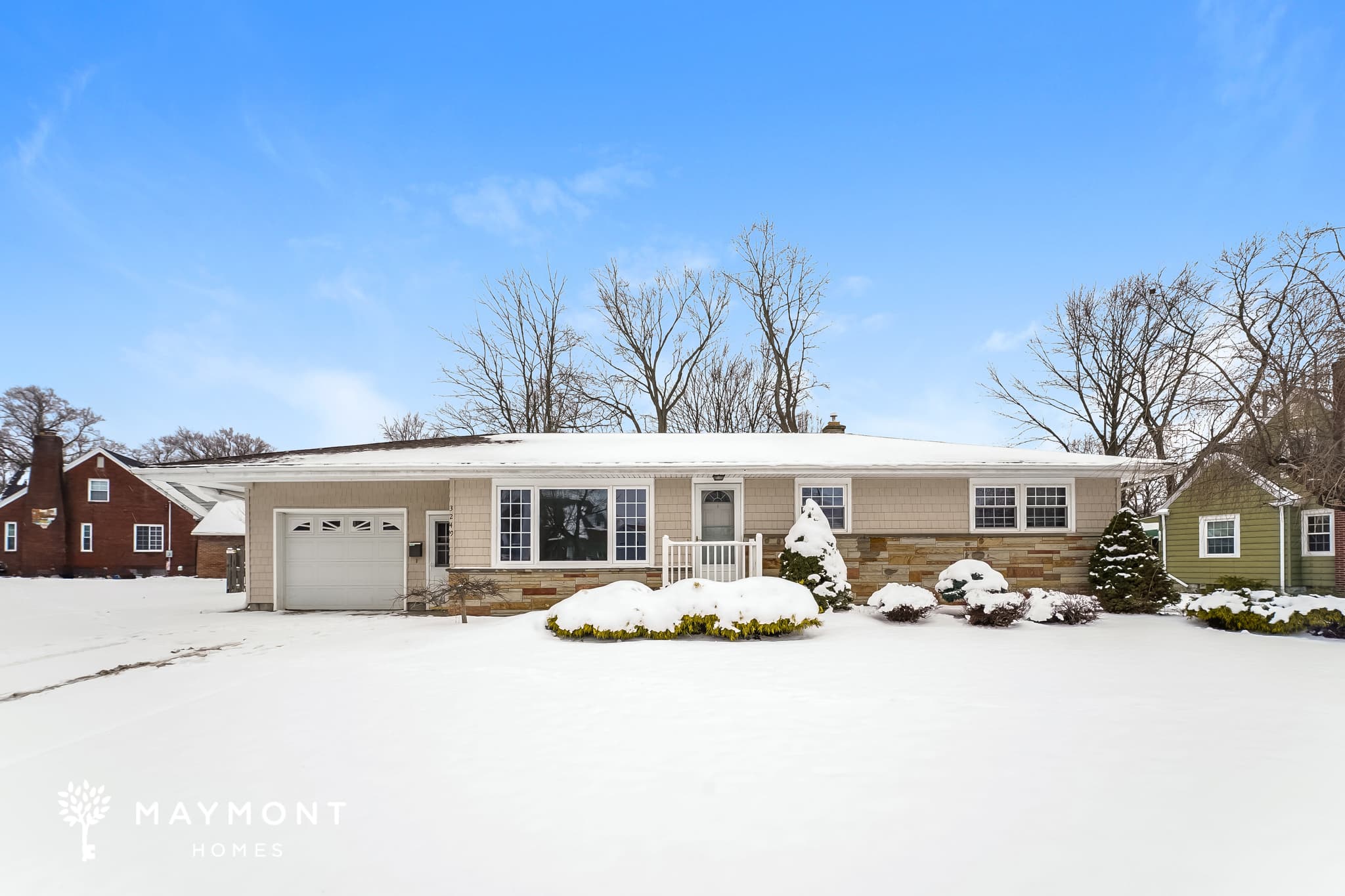 3249 Avon Blvd