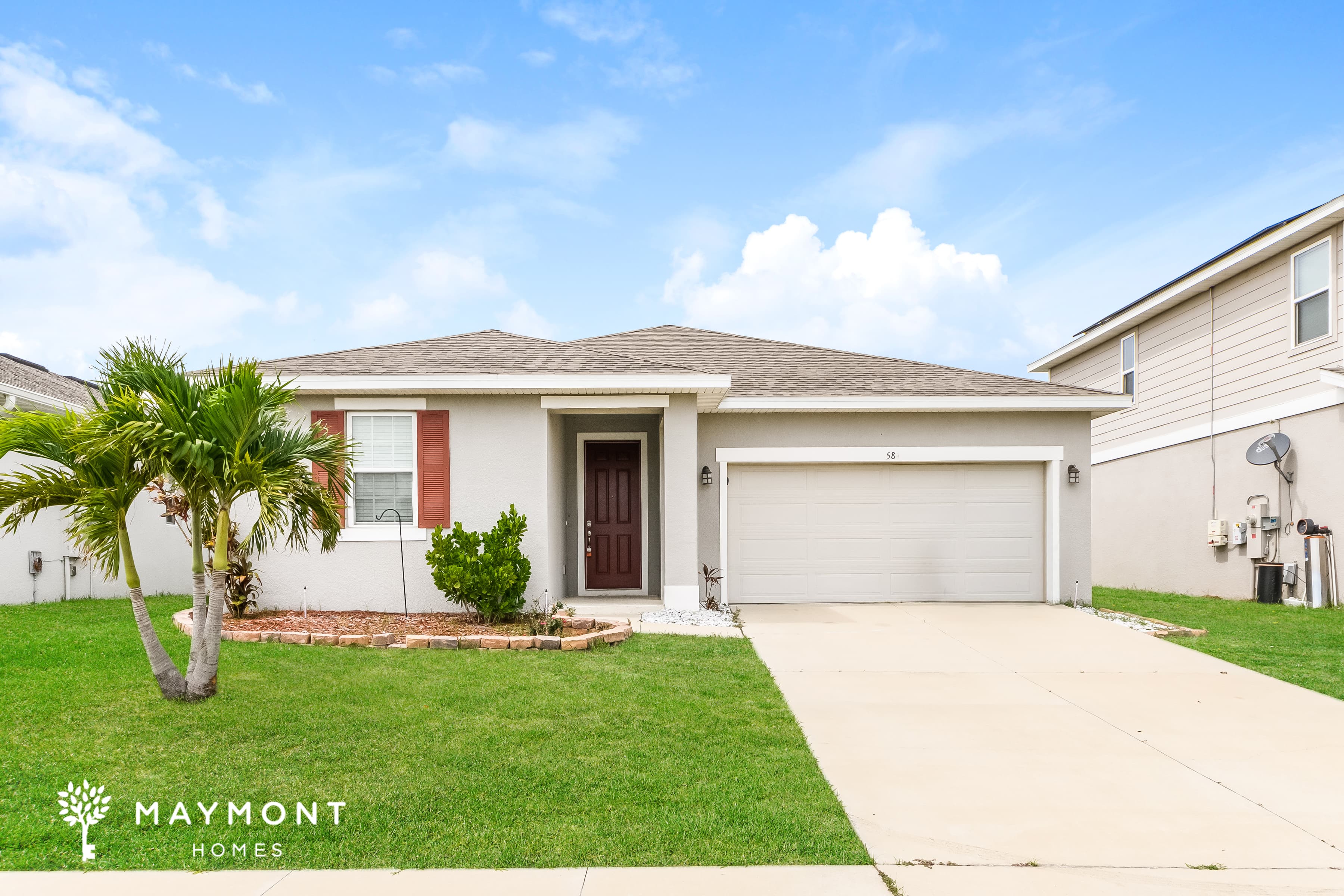 584 Lake Smart Blvd