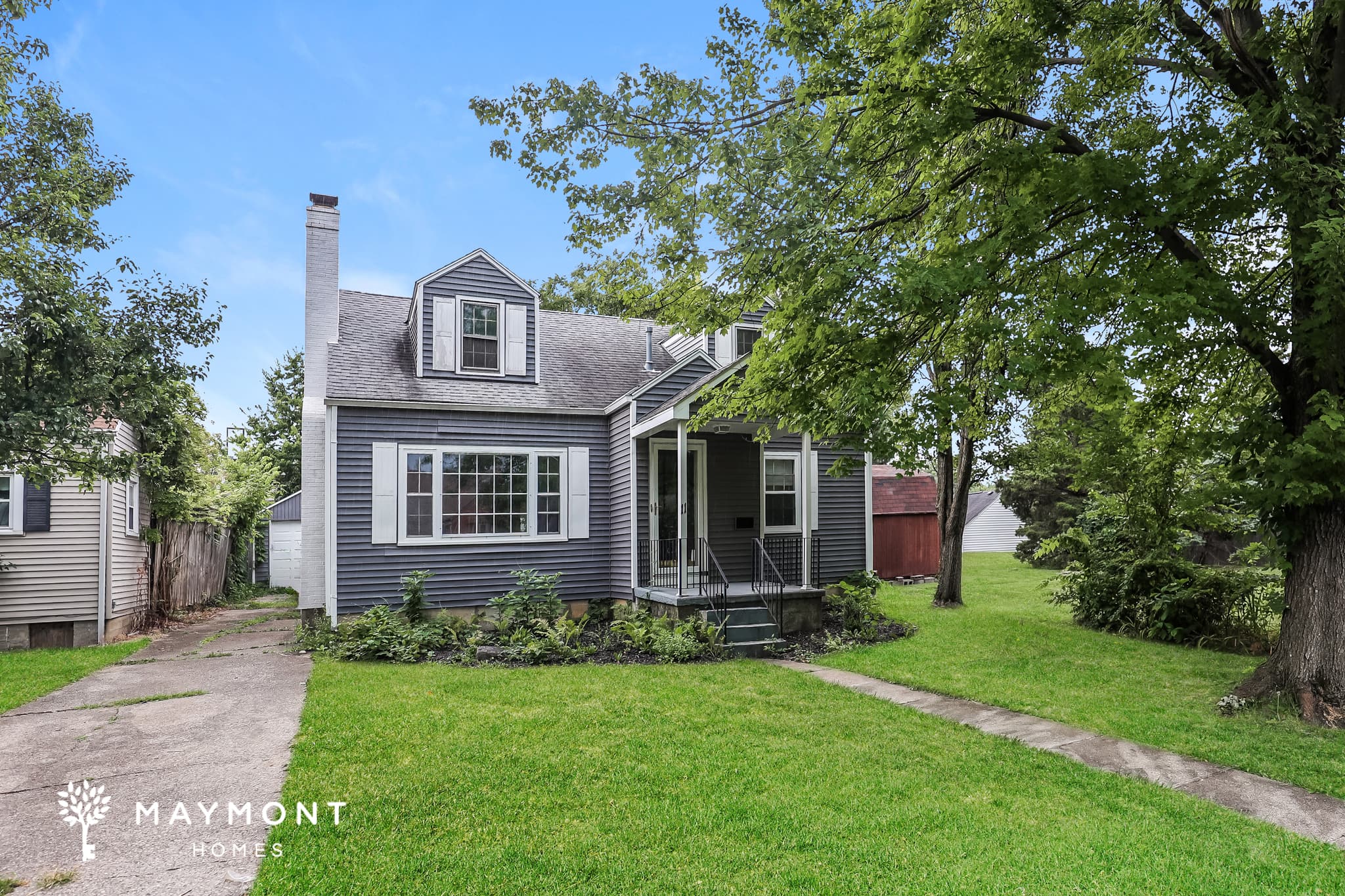11 Red Bud Dr