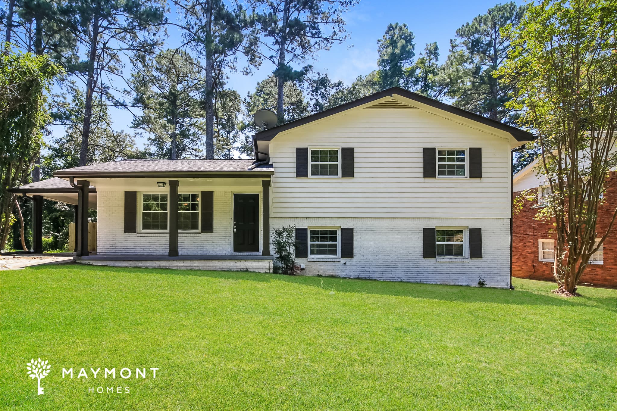 4451 Greenleaf Circle Sw