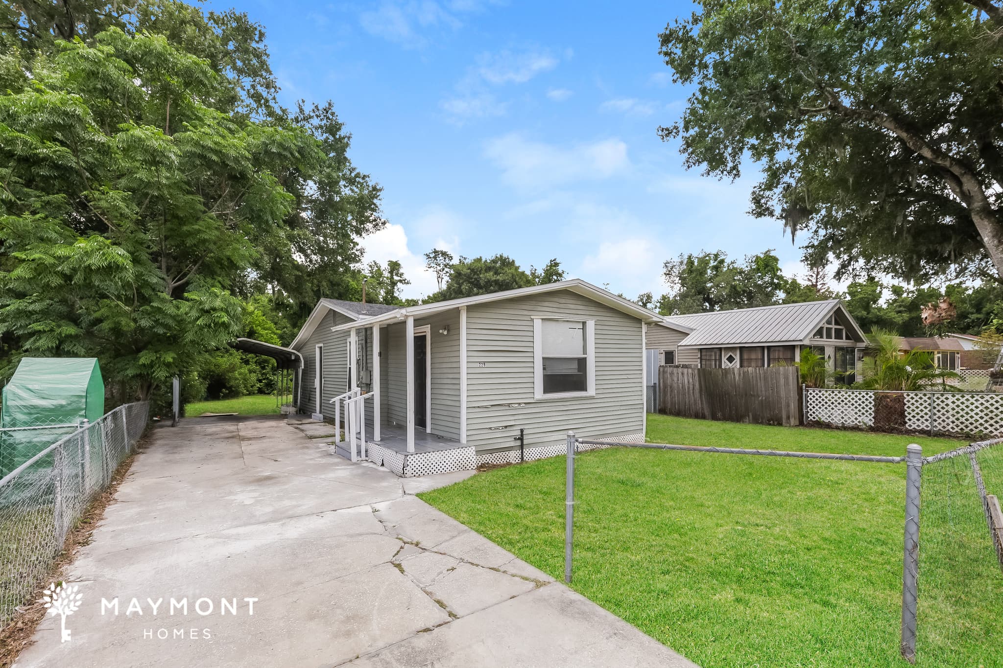 228 S Eastside Dr